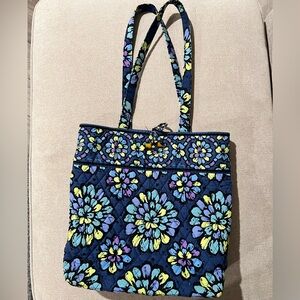 Vera Bradley Indigo Pop Toggle Tote - Retired Excellent Condition
